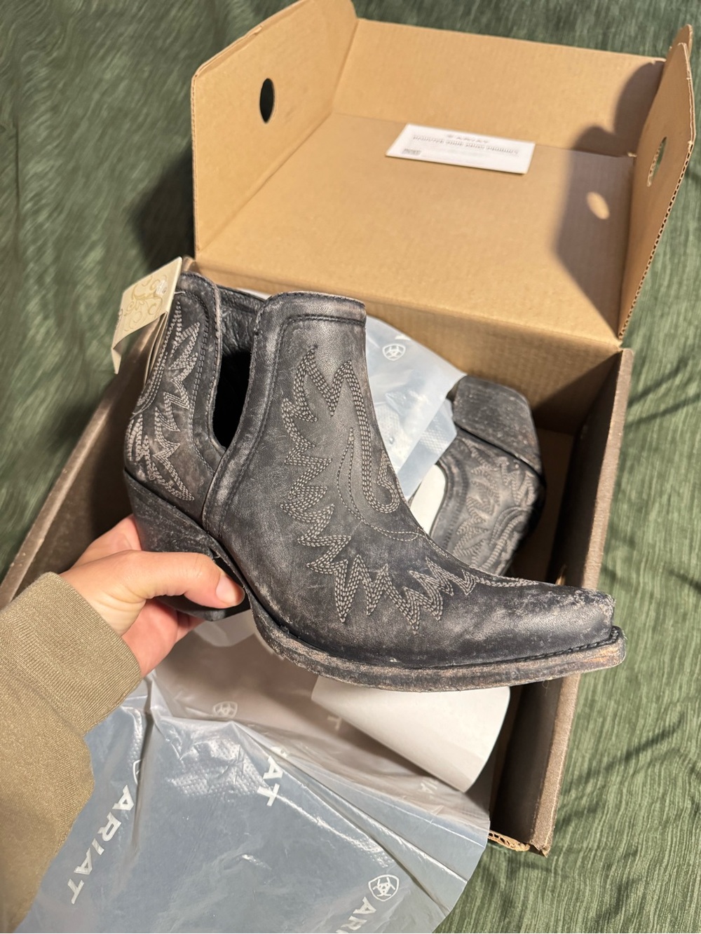 Ariat Naturally Distressed Black Dixon Women's Ankle Boots